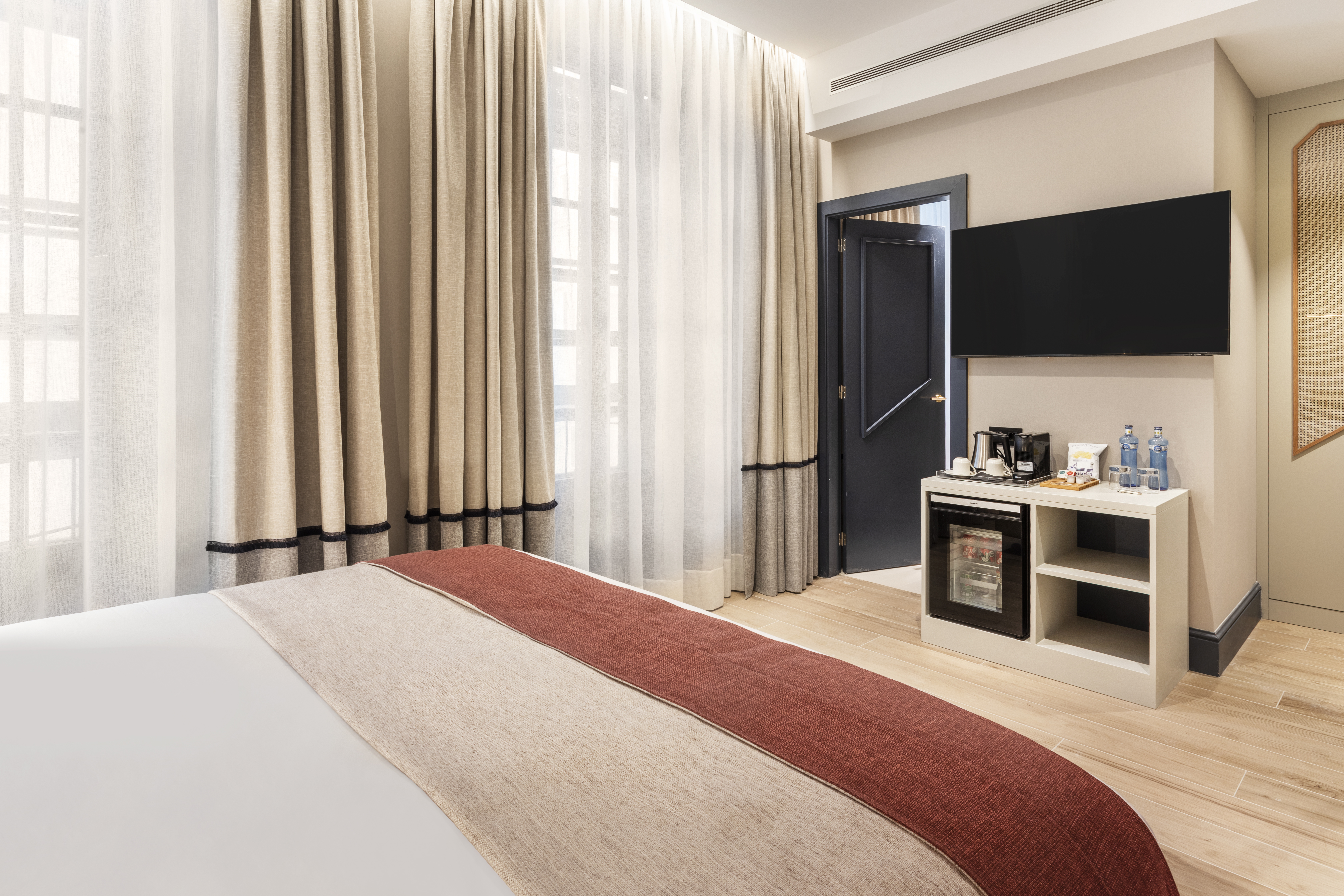 Catalonia Puerta del Mar